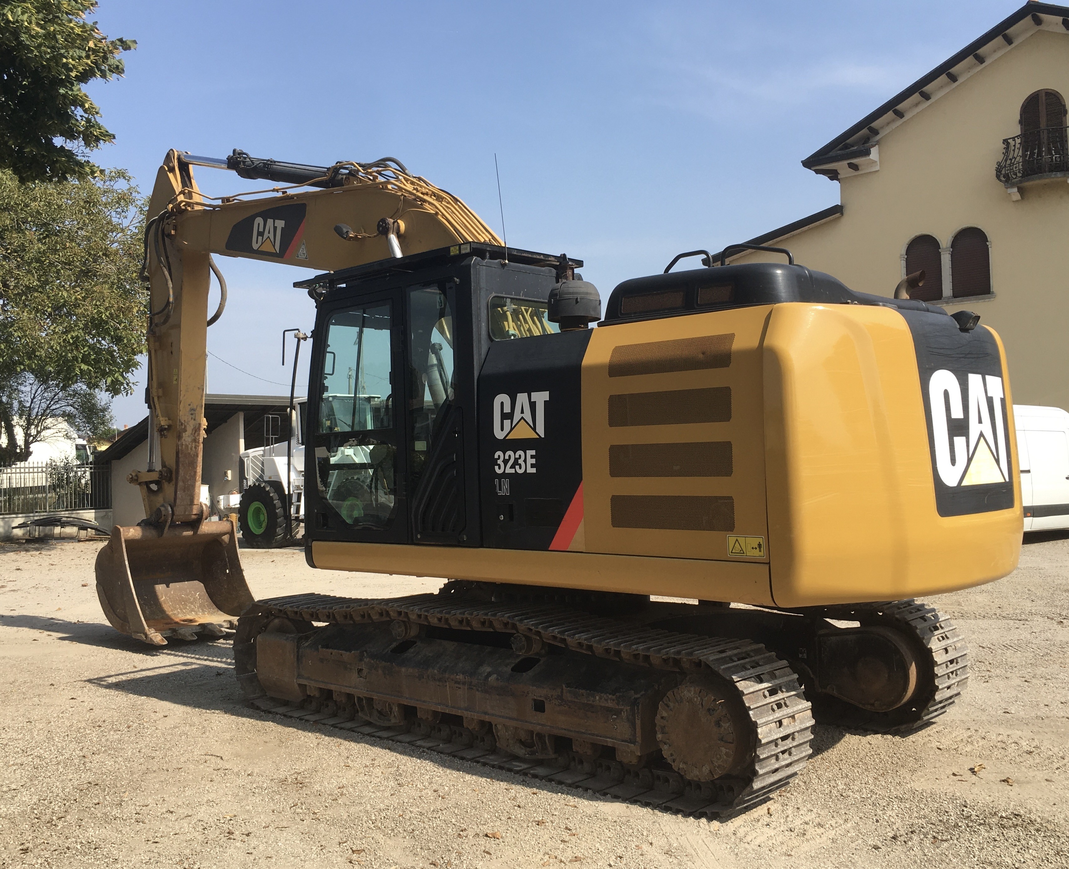 Caterpillar Cat 323 E LN ref 24052